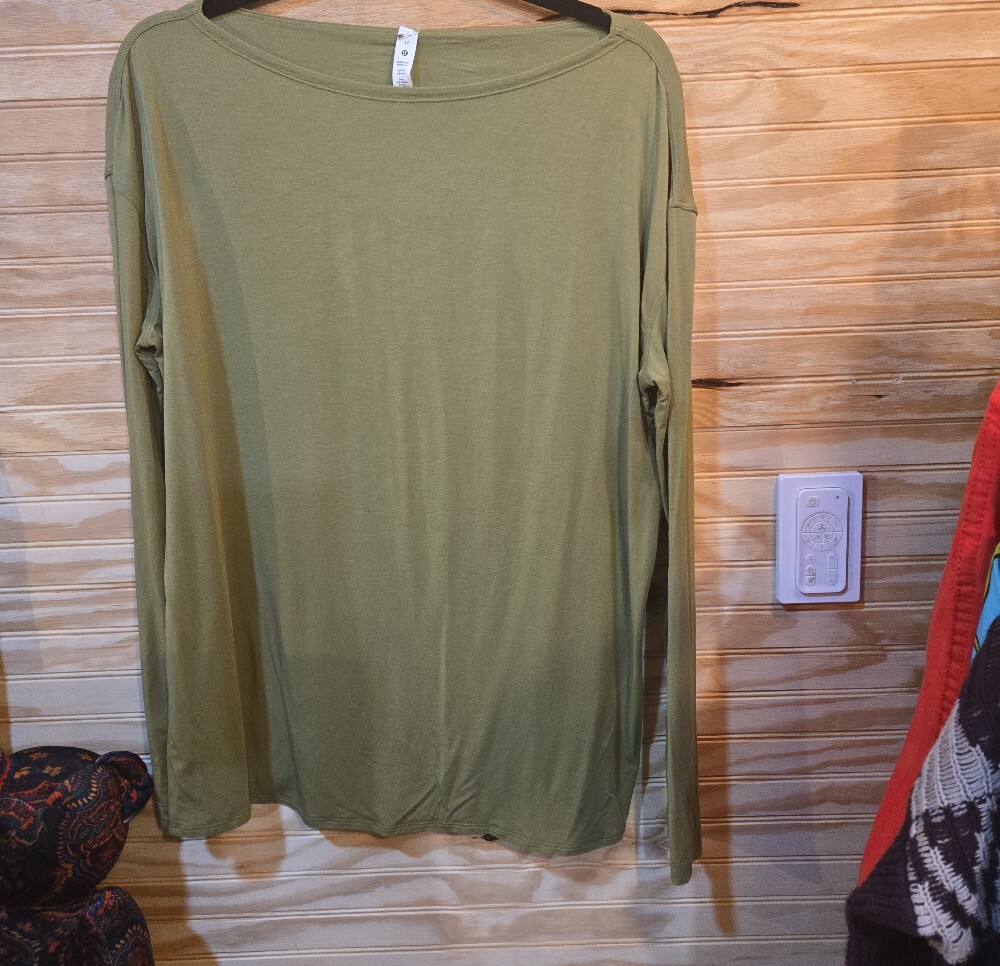 Lululemon - Picture 4 of 6